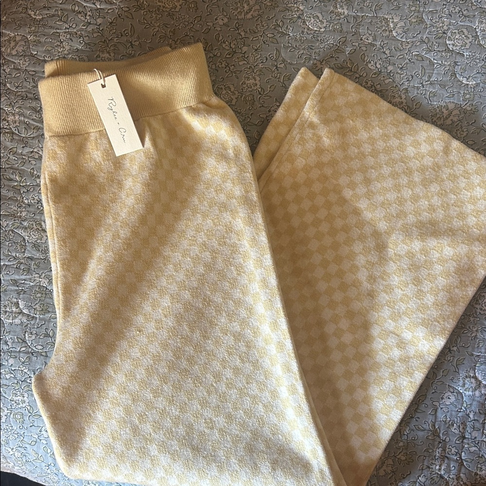 Rylee & Cru Yellow Checkered Mid Length Pants